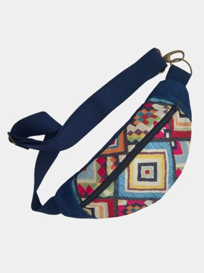 Handgemaakte boho heuptas van gerecyclede stoffen met kleurrijk patroon